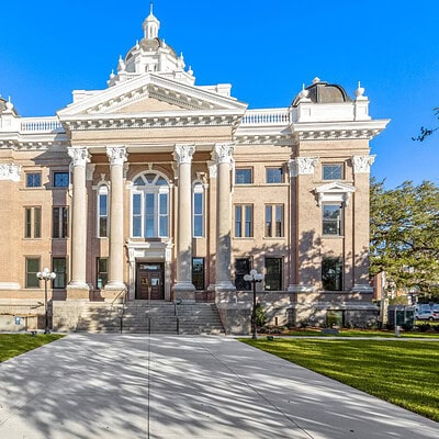 Historic Lowndes County Courthouse