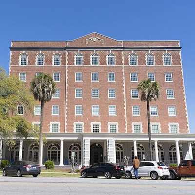 New Albany Hotel