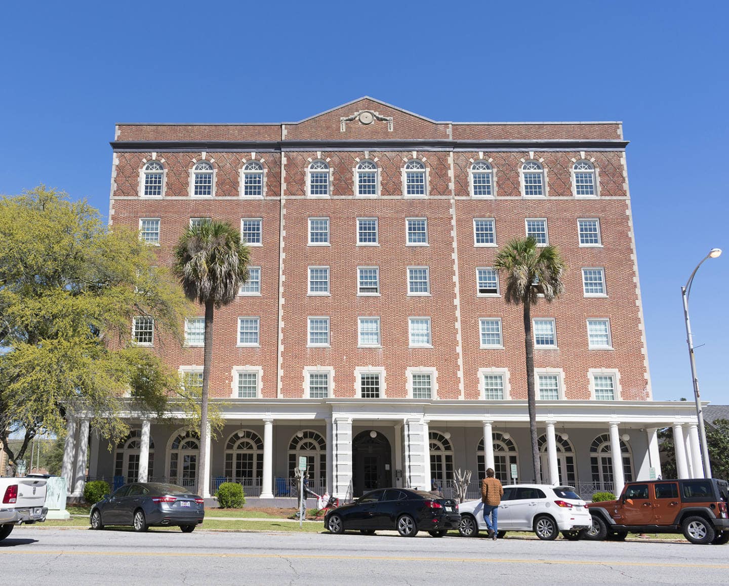 New Albany Hotel Parking: Your Ultimate Guide To Stress-Free Stays
